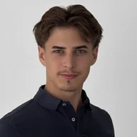 Janis Huber, Gründer von mentro