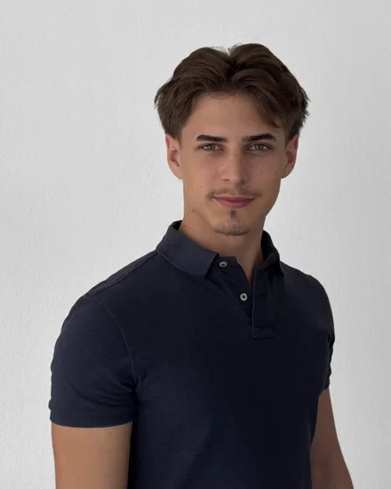 Janis Huber, Gründer von mentro